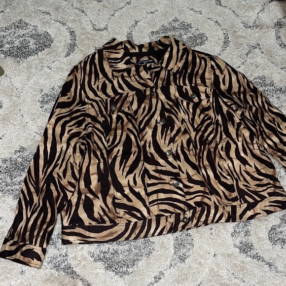 Womens Saint Tropez West Pure linen Brown Zebra Button Jacket - Picture 2 of 6